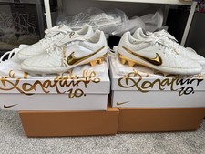 Nike Tiempo Legend SE