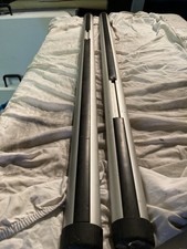 Thule Aero Aluminium Roof Bars and Fixing Fitting Kit With Keys