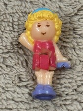 Polly Pocket 1991 Polly's Dream World Polly Holding Glasses Figure Bluebird