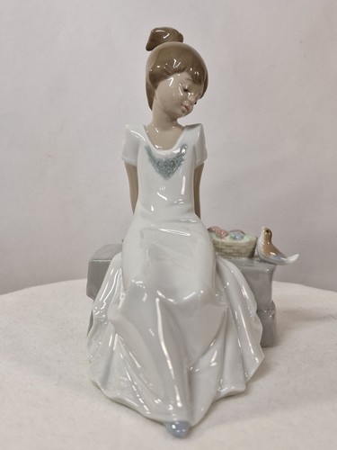Pre owned spanish porcelain - pre-owned,