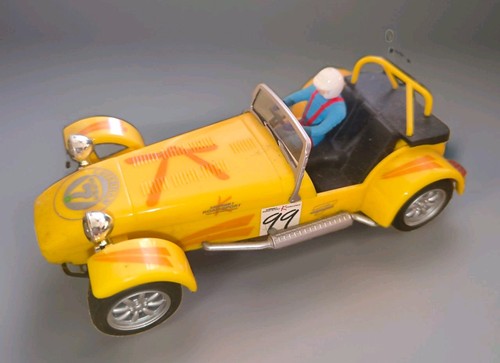 Scalextric caterham car - caterham,