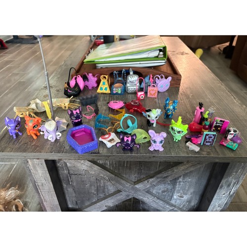 Monster high doll - monster,