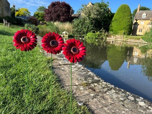Hand crafted flowers red - crafted,