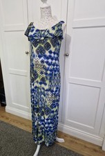 QVC attitudes by renee maxi