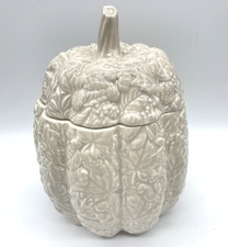 HomeWorx Harry Slatkin Embossed Ceramic Amaretto & Pumpkin Candle 3 Wick 9" x 7"