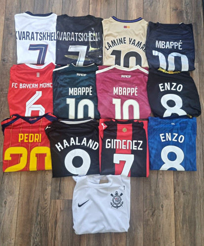 Bundle football shirts - football,