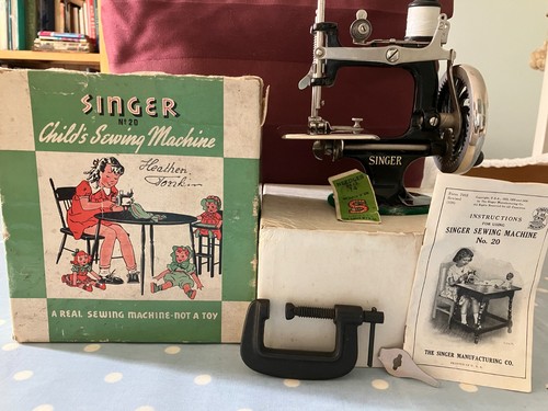 Singer child sewing - singer, child's