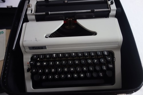 Vintage erika 105 typewriter - vintage,