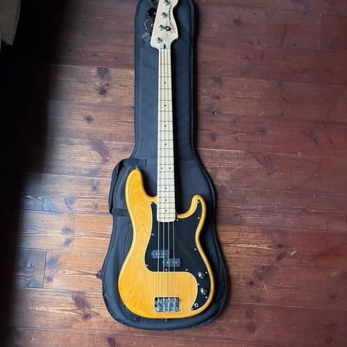 Squier fender precision - squier, by
