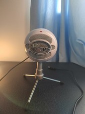 Blue microphone Snowball Ice with cable