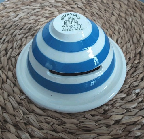 Green cornishware egg - green,