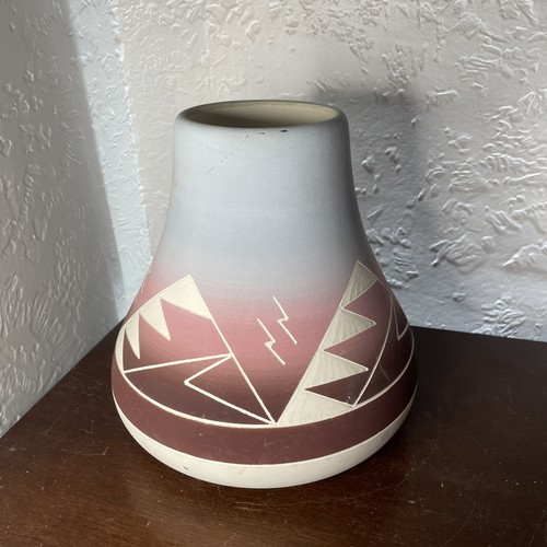 Sun rose sioux vase native - sun,