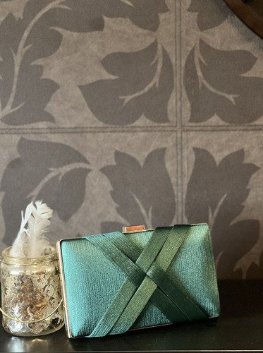 Mint green wristlet clutch bag - mint,