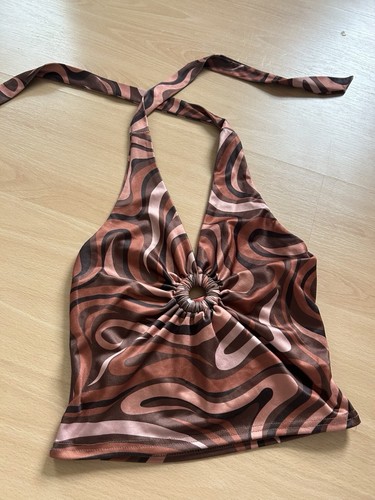 Halter neck urban outfitters - neck,