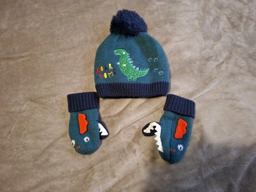 Boys dinosaur knitted hat - dinosaur,