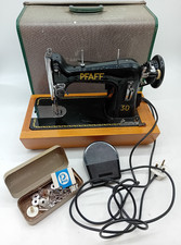 PFAFF 30 Vintage Electric Sewing Machine, Power/Foot Controller in Case TESTED