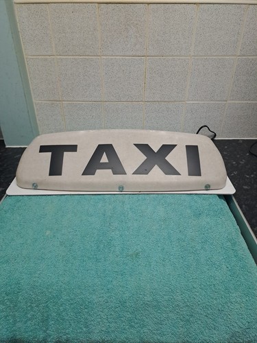 Taxi roof sign - roof, working