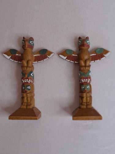 Vintage pair winged - of, totem