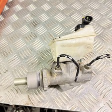 RENAULT KANGOO 1998-2007 4 PIPE BRAKE MASTER CYLINDER 310027
