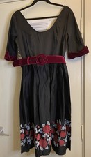 Collectif Vintage London Junnie Dark Roses Flock Swing Dress Black: Size 12.
