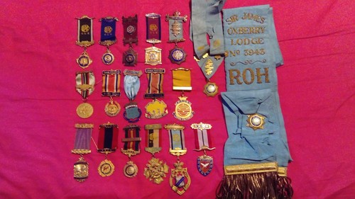 Set overseas raob regalia - of,