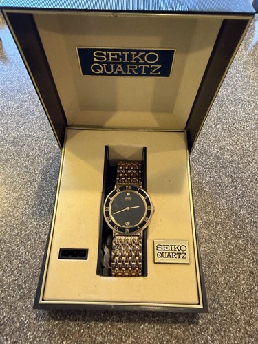 Vintage seiko quartz roman - vintage,