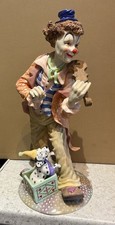 The Leonardo Collection Vintage Circus Comes to Town Clown Figurine *missing bow