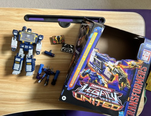 Transformers legacy united - transformers,
