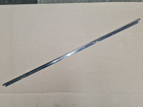 Daimler front door chrome - door,