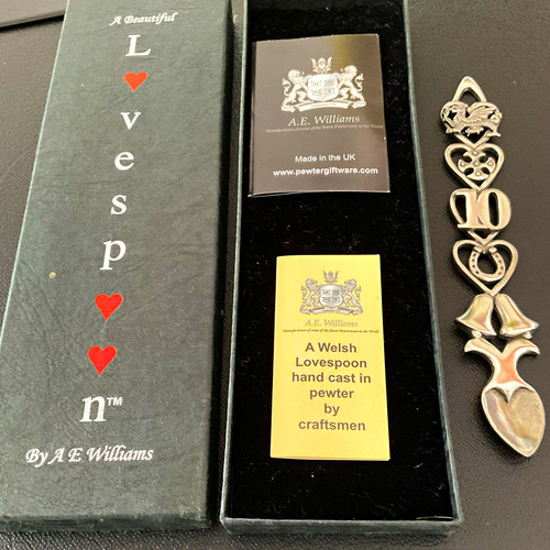 Williams welsh lovespoon - a.e.,