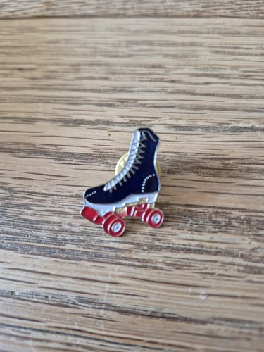 Vintage rollerskate enamel - vintage,