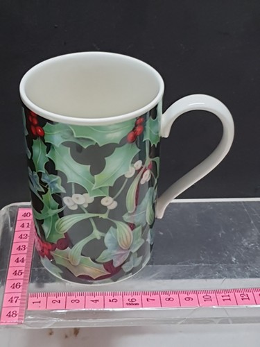 Dunoon china mug yuletide - yuletide, by