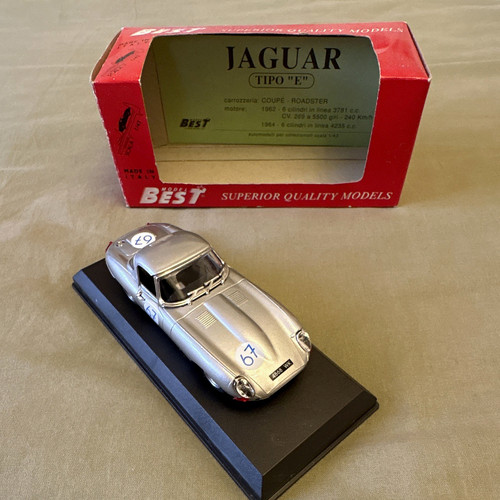 Best model jaguar type - jaguar, 1961