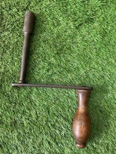 Vintage Table Winding Handle B830