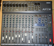 Yamaha MX12/4 Mixing Console