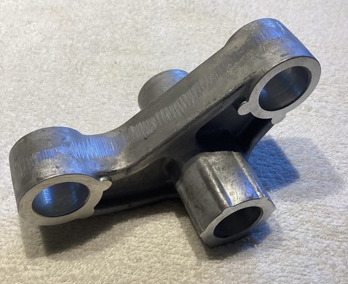 Genuine yamaha suspension arm - yamaha,