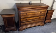 Willis and Gambier bedside tables and chest of drawers