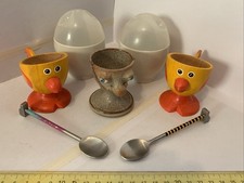 3 Novelty Egg Cups, 2