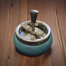 VTG Vintage Roulette spinning ashtray Push Down green Ash Tray