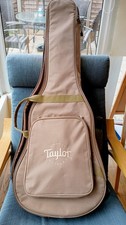 Taylor (110) Structured Gig
