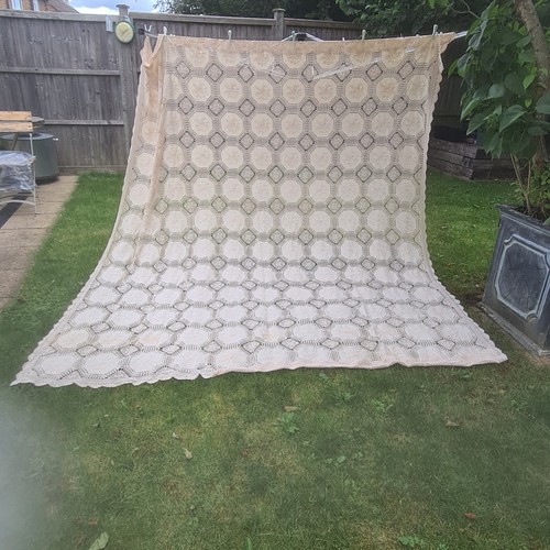 Huge hand embroidered linen - huge,