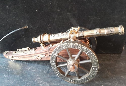 Vintage wood and metal - and, spanish