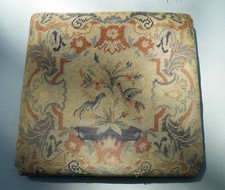 Antique Needlepoint / Wool