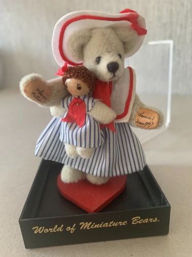 World miniature bears - world,