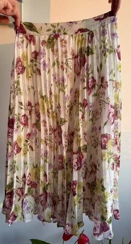 Reserved women floral - reserved, women’s