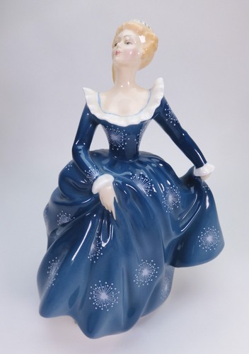 Royal doulton bone china - royal,