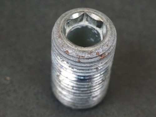 Bolt upper pendant - upper,