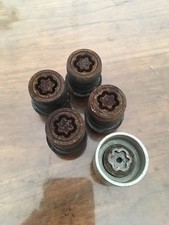 Genuine Toyota Avensis , Auris And Prıus Wheel Nut Set