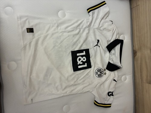 Borrusia dortmund third - borrusia,
