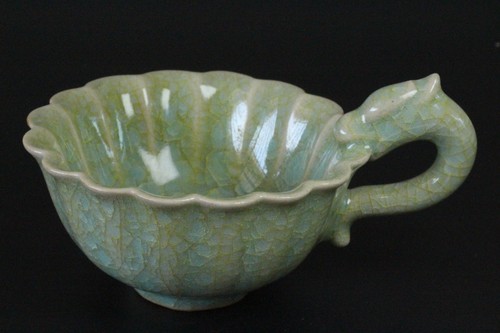 Chinese porcelain longquan - chinese,